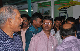 Bangladesh Vice minister of agriculture visit our Booth during Bangladesh exhibition